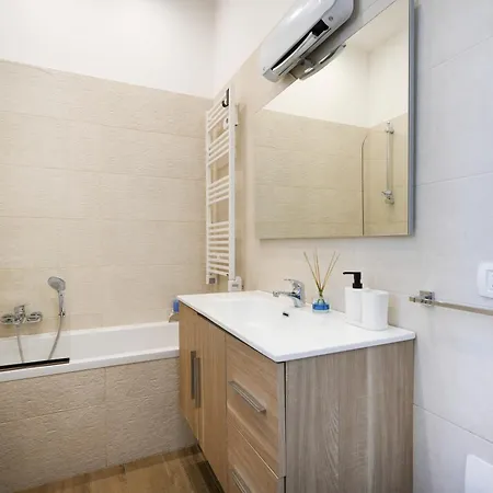 Apartamento Oriens 24 - Comfy & Roomy *